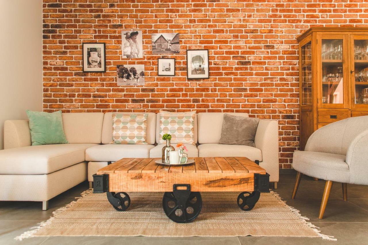 Horvat Family Residence Lucky Ngoại thất bức ảnh
