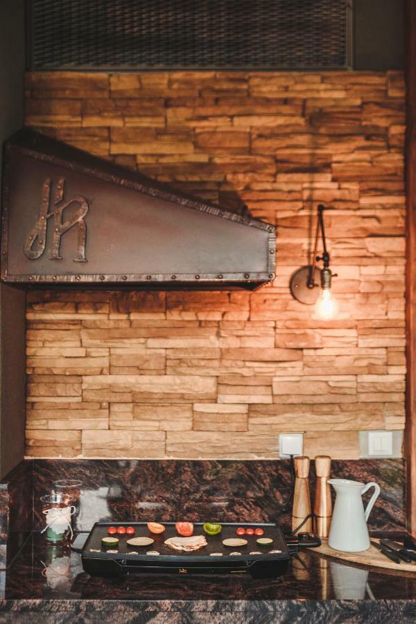 Horvat Family Residence Lucky Ngoại thất bức ảnh